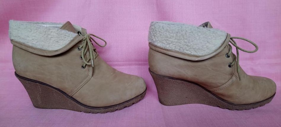 Ботинки р.37 утепленные бежевые танкетка демисезон