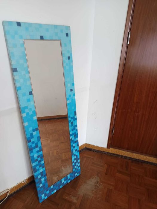 Espelho Azul de parede