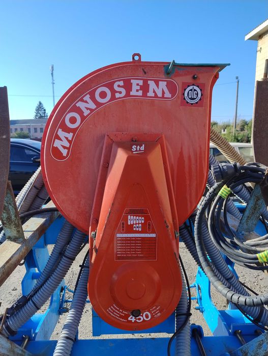 Сівалка MONOSEM NC B-12R