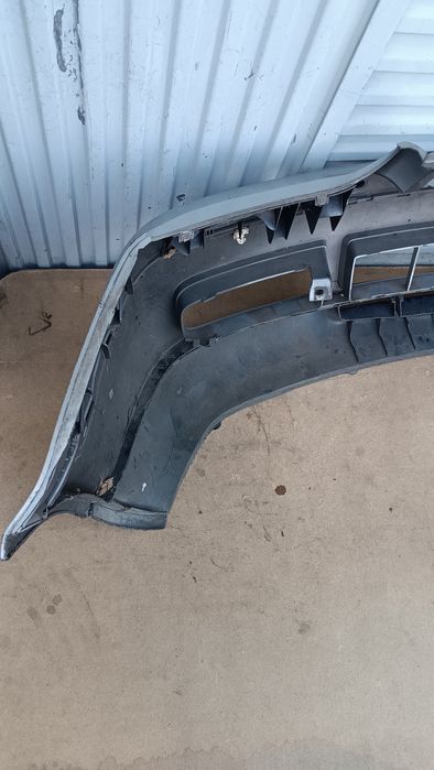 Vendo parachoque de frente VW golf 4 ano 1998/2004