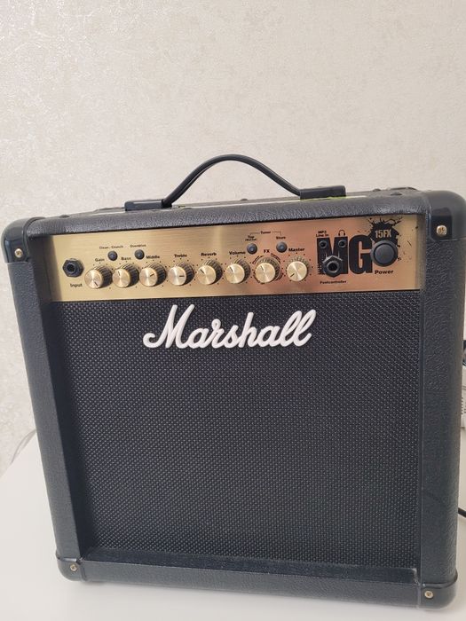 Гітарний комбопідсилювач Marshall MG15FX з ефектами