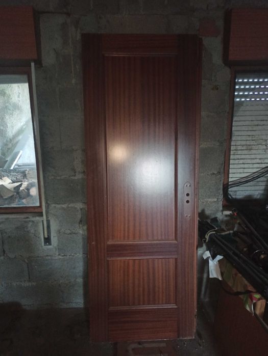 Portas de madeira