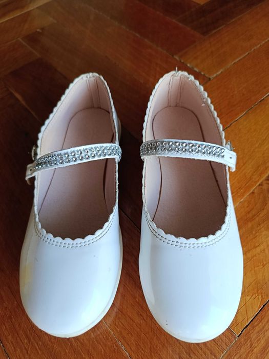 Sapatos de Verniz Tam. 29