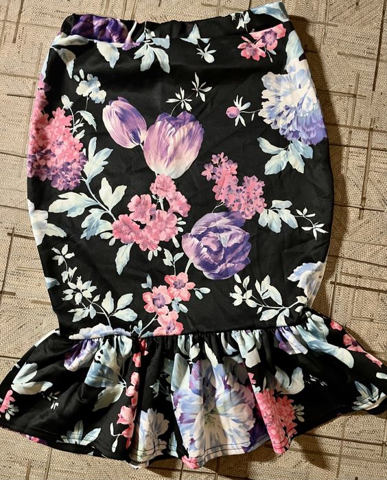 Спідниця-олівець BooHoo (42 р., M-L)