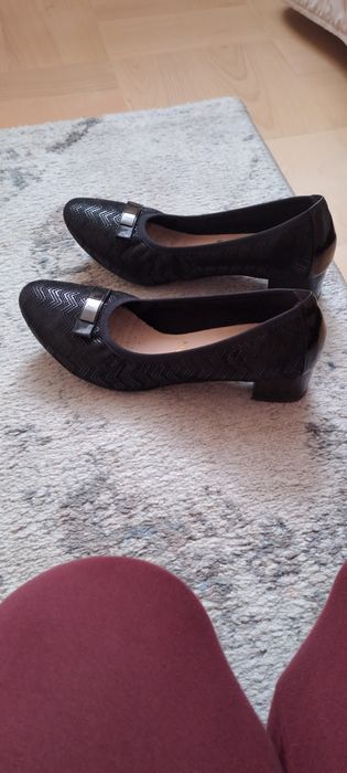 Wygodne czarne buciki .