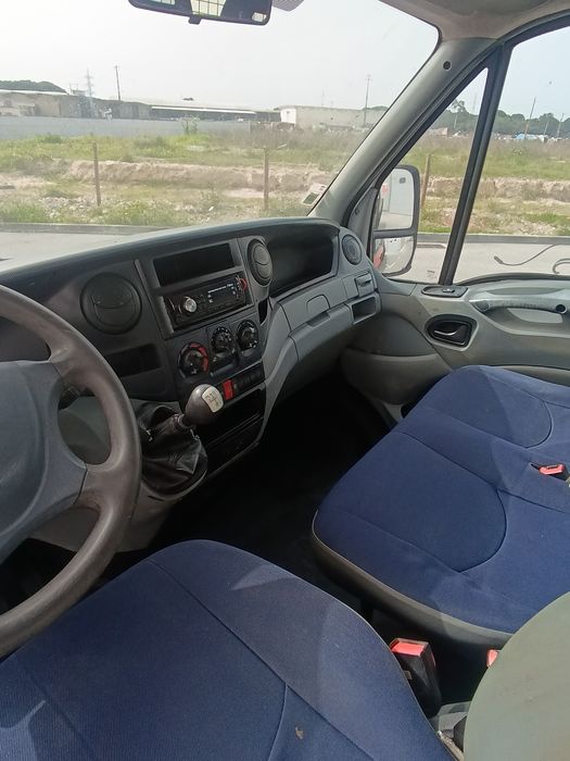 Iveco cabine dupla e caixa