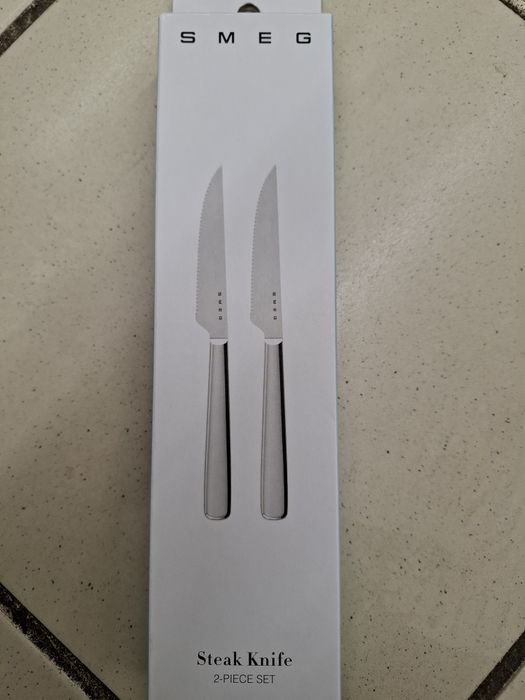 Smeg 12 Conjuntos de 2 Facas NOVO