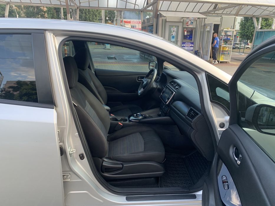 nissan leaf 2021 64kwh
