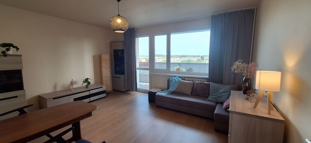 Balkon, 3 rozkładowe pokoje, do wprowadzenia