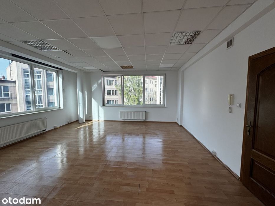 Przestronny lokal 50m2 z widokiem w centrum Olsztyna