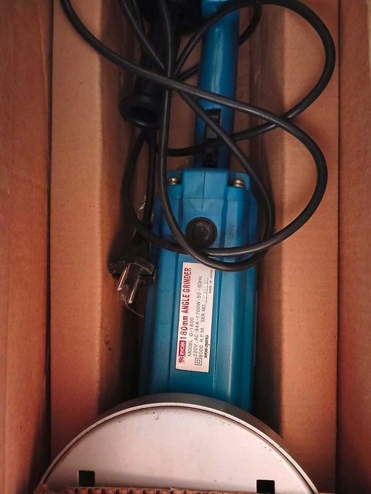 Rebarbadora Ryobi G-1800