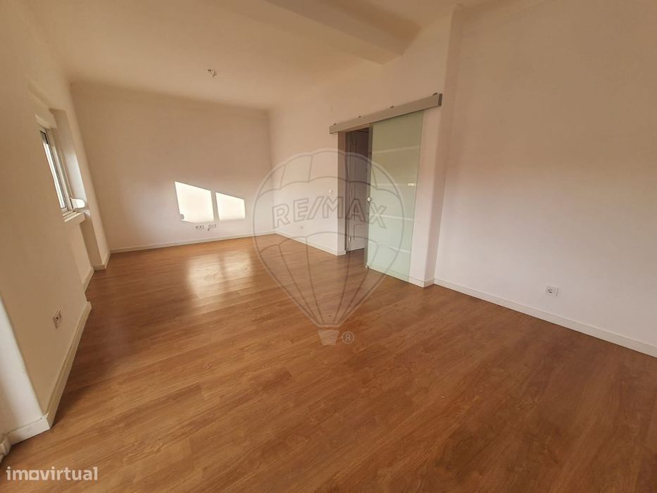 Apartamento T2 para arrendamento