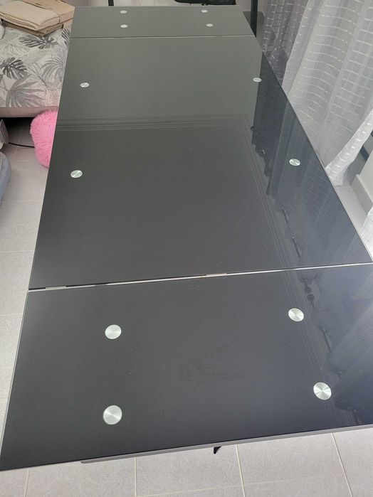 Mesa extensível usada