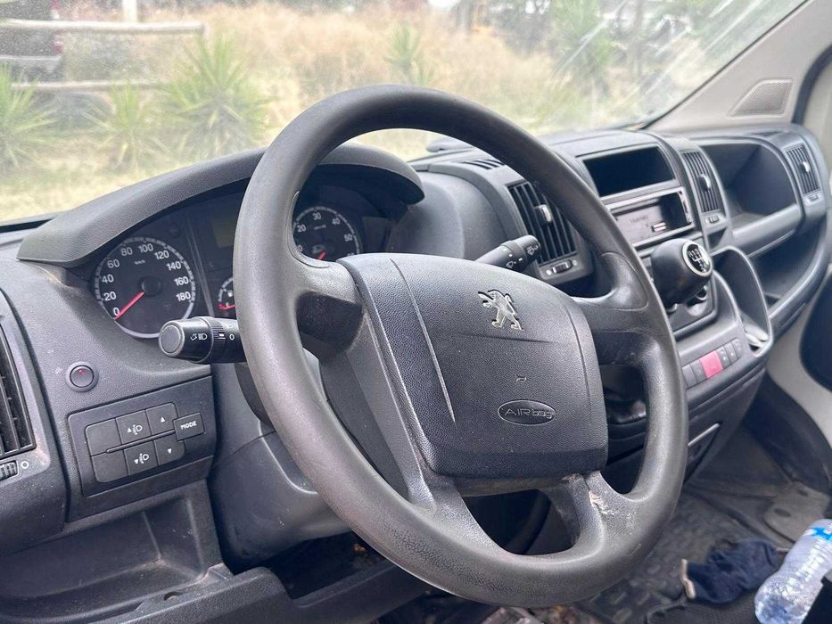 Peugeot Boxer 2.2 HDI de 2011 caixa aberta para pecas