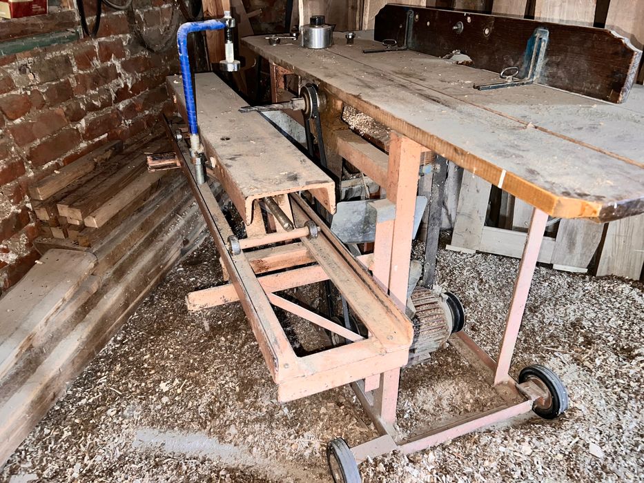 Деревообробний станкок