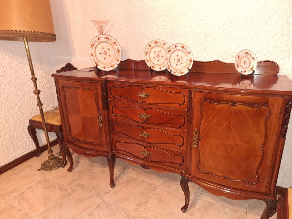 Mobilia sala Queen Anne