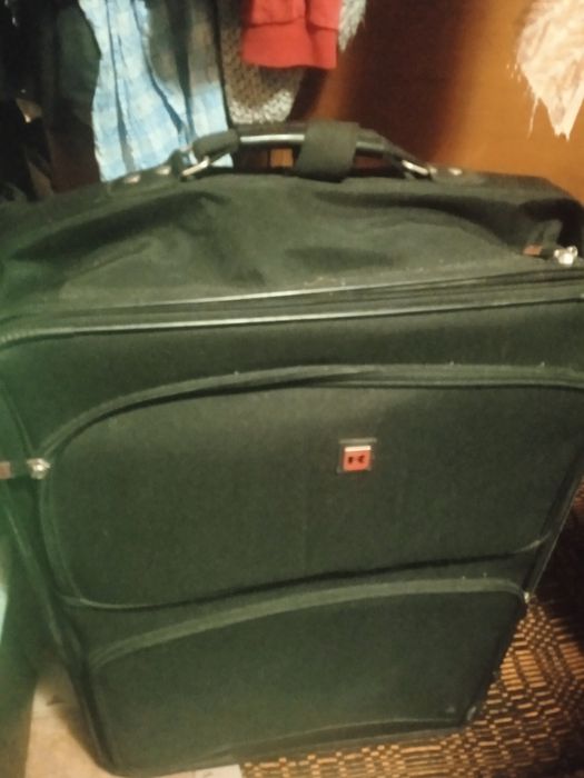 Валіза велика дорожня