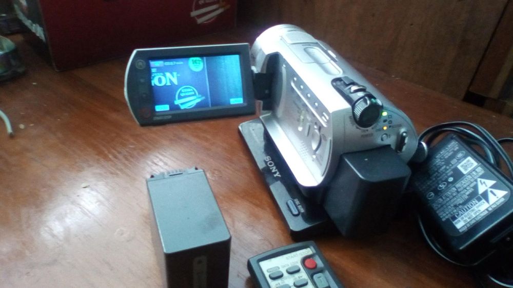 Відеокамера Sony.В гарному стані.
