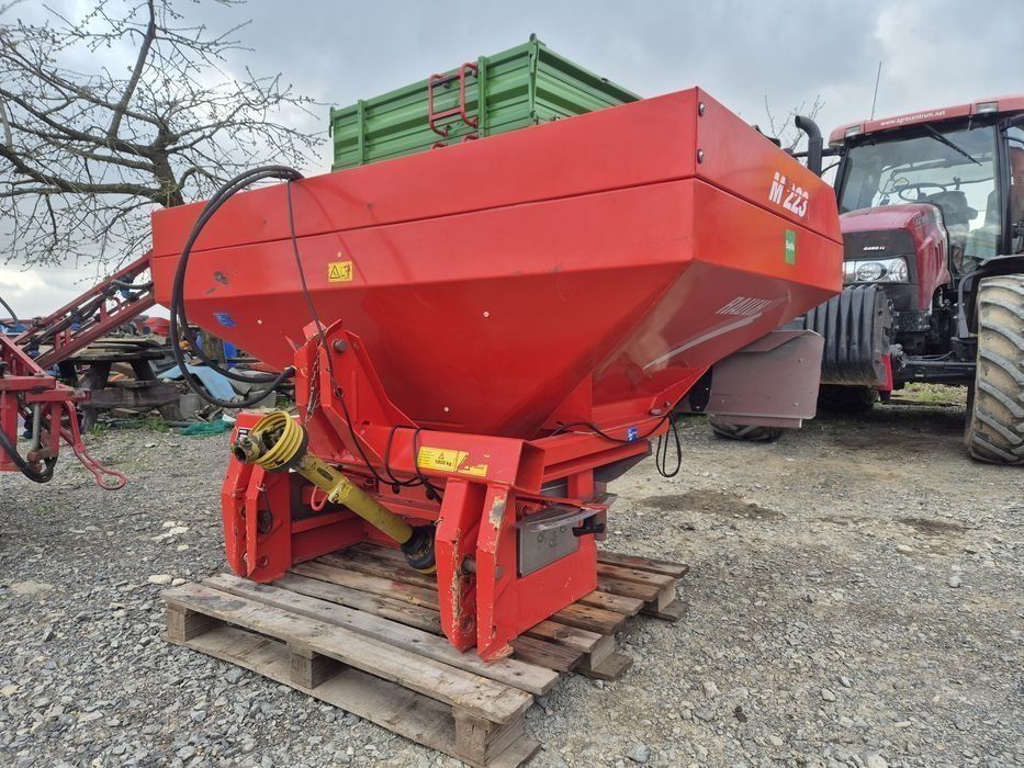 Rozsiewacz MDS 932 r hydraulika Nadstawka