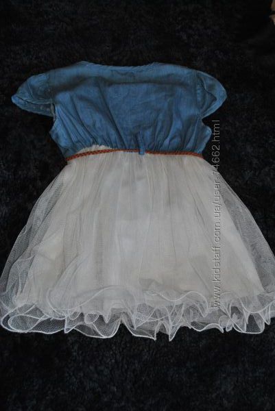 Нарядное платьице на девочку 3-4 лет рост около 90 см Подарок
220₴