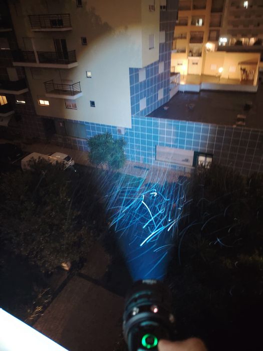 Yemao Ym-A3- 5000+950 lúmens. Super potente