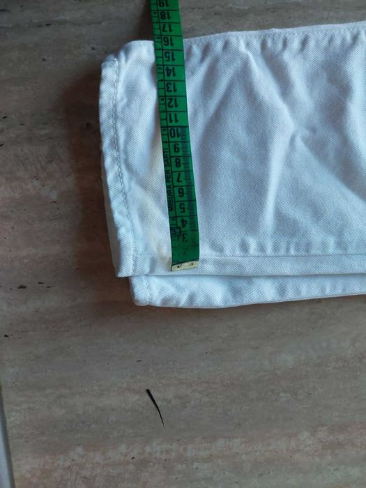 Джинси білі Zara Basic Denim розмір 38