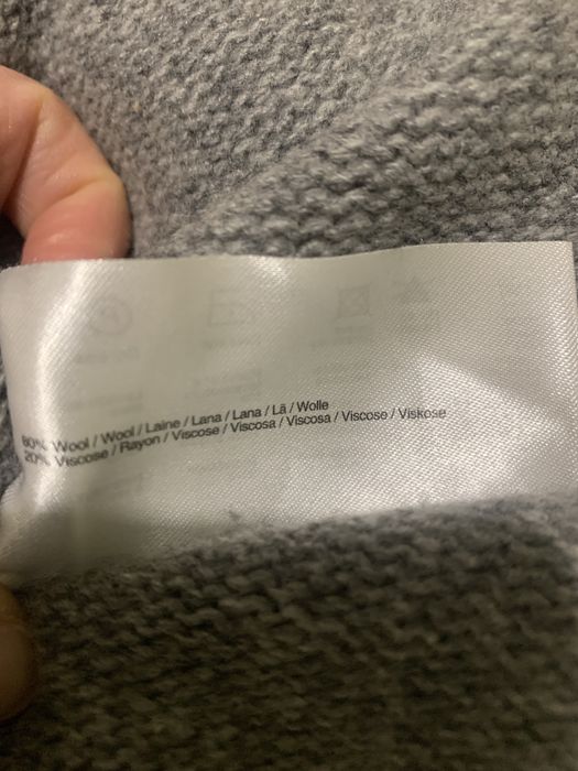 Продам женский свитер натуральный шерстяной