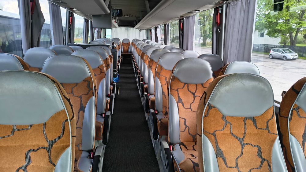 Wynajem autokaru, przewóz osób