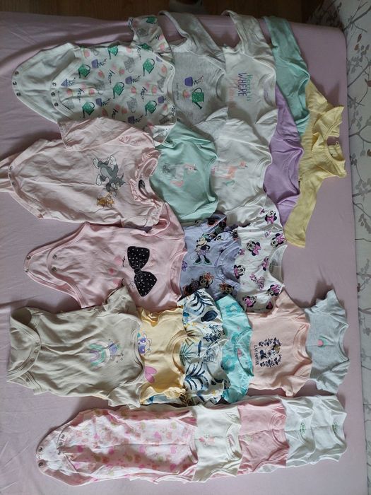 Ubranka niemowlęce / body / paczka ubranek niemowlęcych rozm. 68