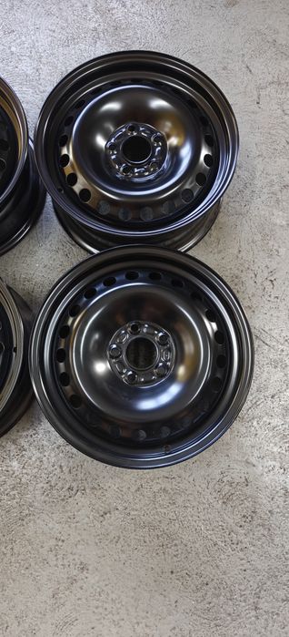 Felgi NOWE stal Dacia 16"
