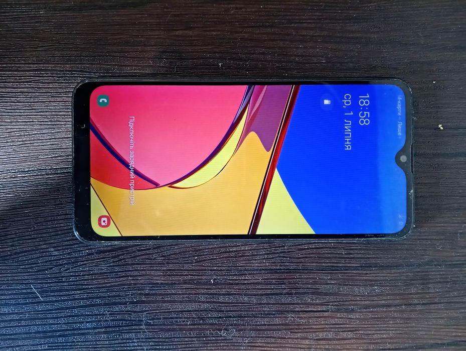 Продам смартфон Samsung a 10