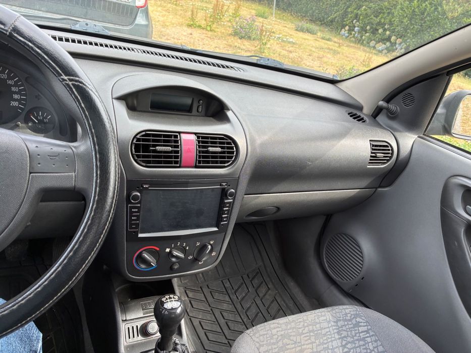 Opel Corsa — fotografia 7