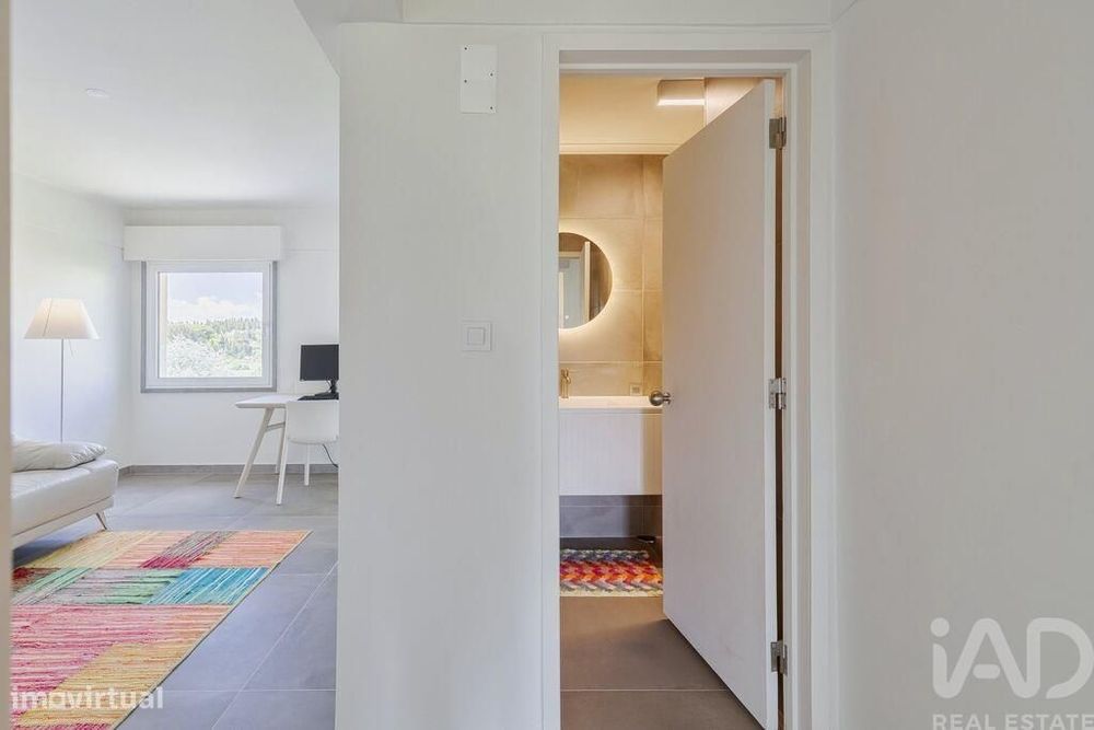 Apartamento T2 em Carnide