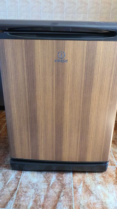 холодильник INDESIT