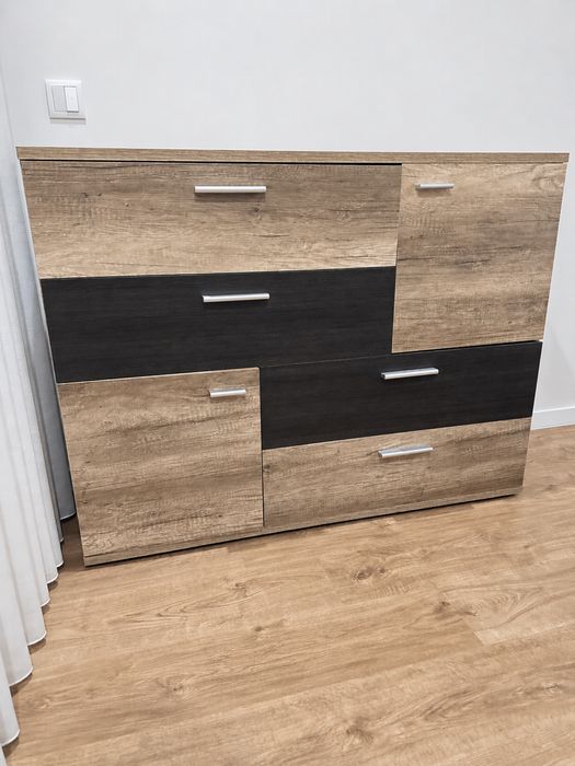 Quarto completo 160x200 c/ colchão e arrumação – 590€