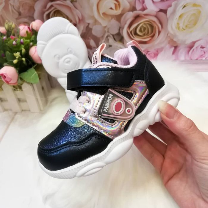 Кросівки на дівчинку, останні розміри