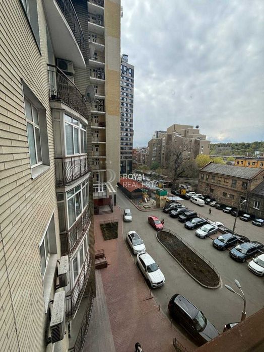 Оренда Квартира 72 м2 вул. Антоновича м Олімпійська Голосієво Київ