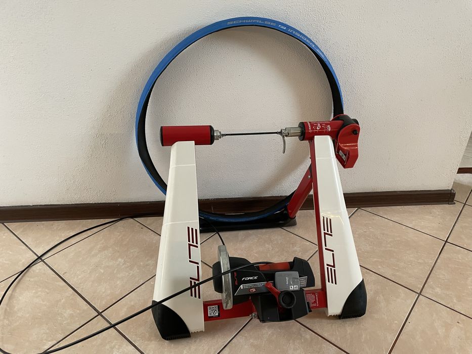 Full pakiet !!!Trenażer rowerowy Elite novo force 8