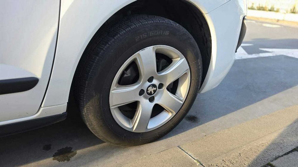 Продам Peugeot 3008 2014