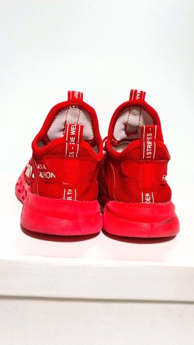 Buty materiałowe sportowe trampki dla chłopca/dziewczynki r. 28