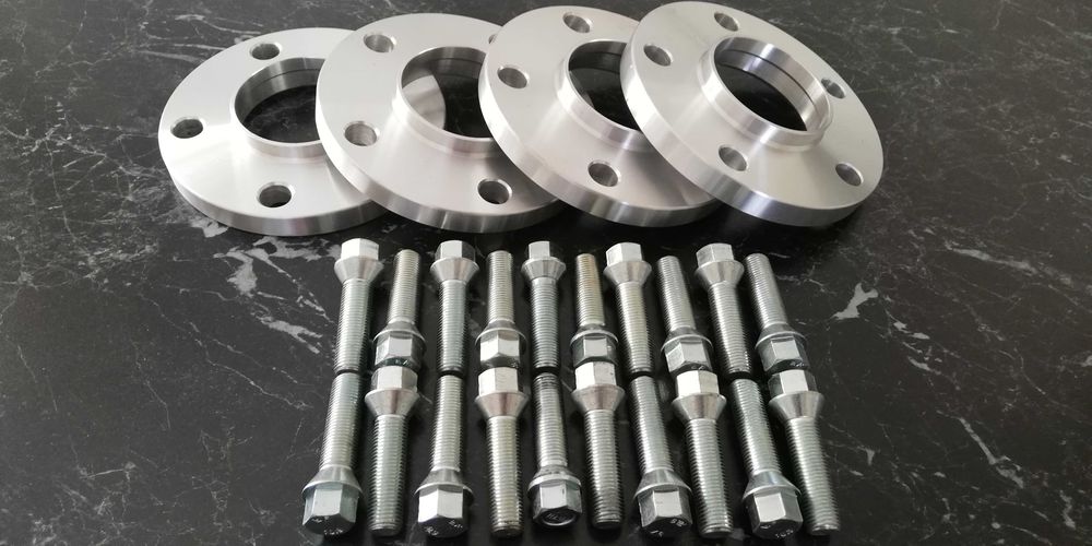 Dystanse 15mm BMW E60 E39 E65 E38 E46 E90 F30 F10 X3 X5 X6 72,6 74,1