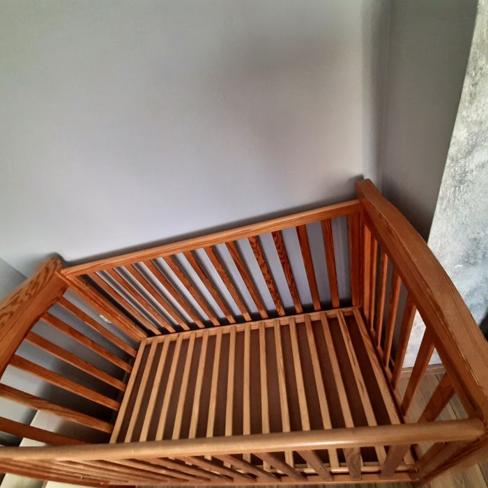 Drewniane Łóżeczko