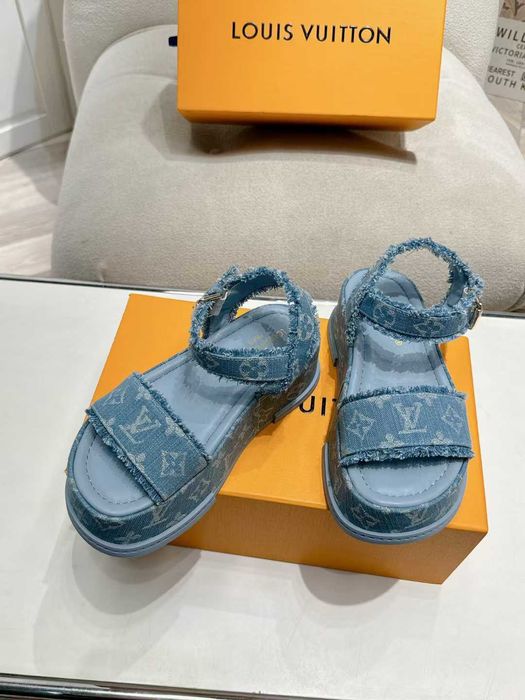 Louis Vuitton Buty, sandaly klapki, skora 200217