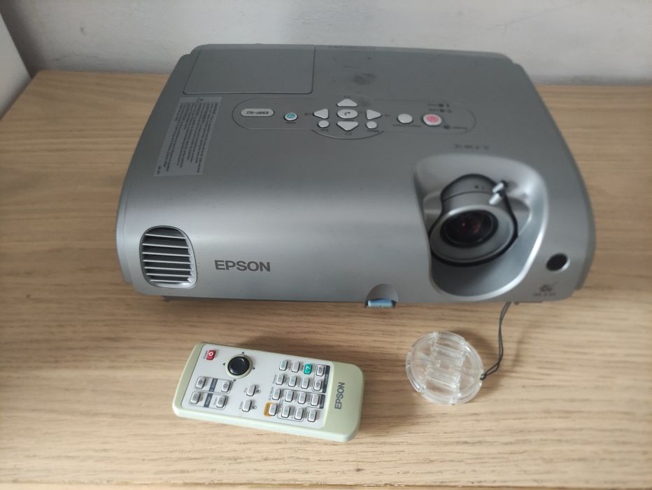 Projektor EPSON EMP-82 2000ANSI 3LCD XGA USB