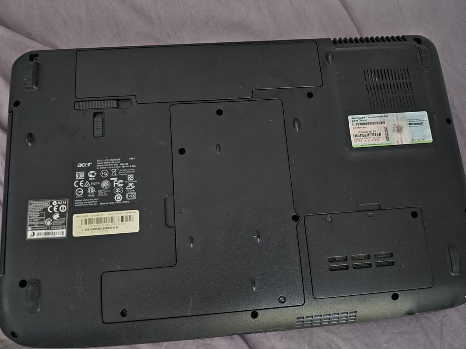 Laptop Acer Aspire 5740G z ładowarką