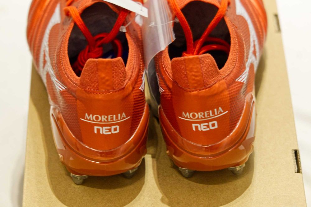 Buty piłkarskie Mizuno Morelia Neo 3 Beta Elite EU 44