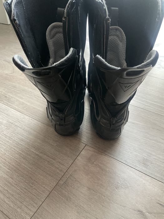 Мотоботи DAINESE 40р