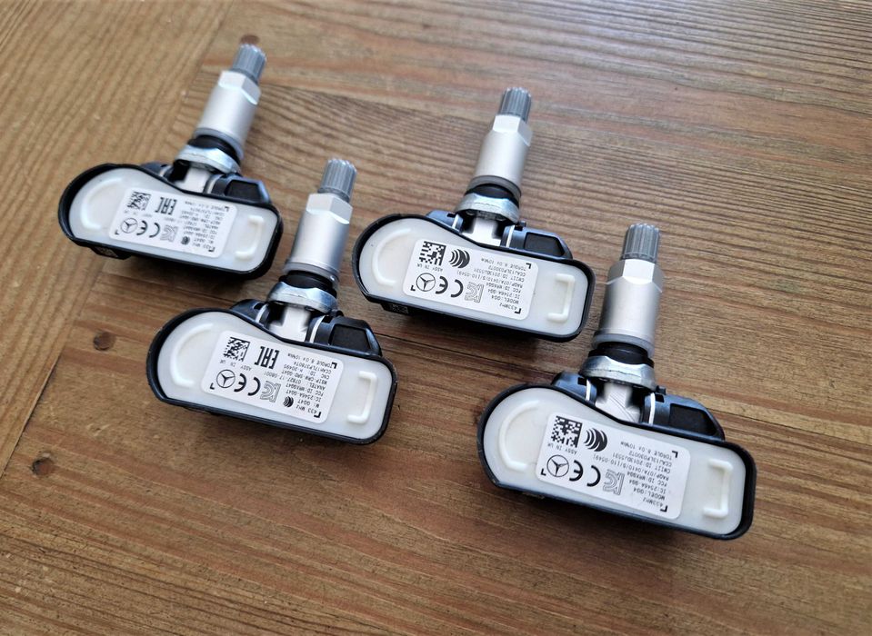 Czujniki ciśnienia kół opon Mercedes A B C E S Vito GLA GLC NOWE !