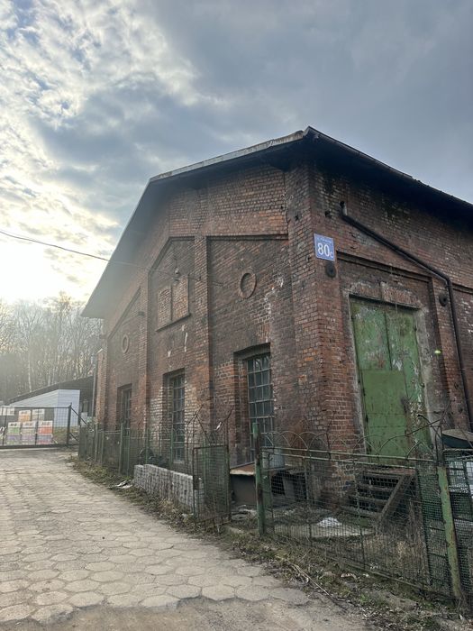 Wynajme budynek hala suwnica 5 ton dzialka 2 pietra centrum miasta