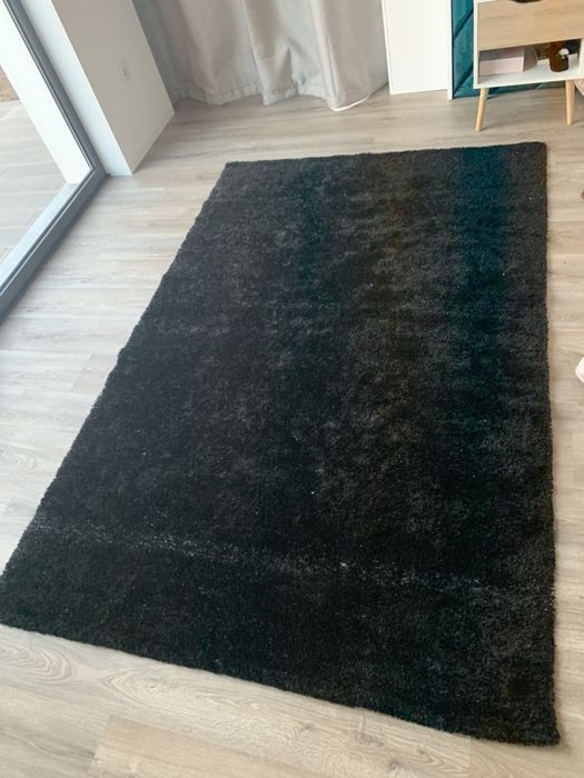 Tapete pelo Preto com brilhantes